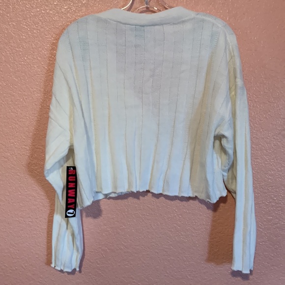 New 2-piece Crop Top Suit - Picture 8 of 11